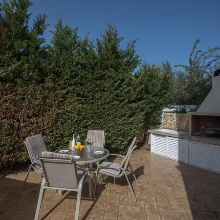 Katerina Kv48 Villa *